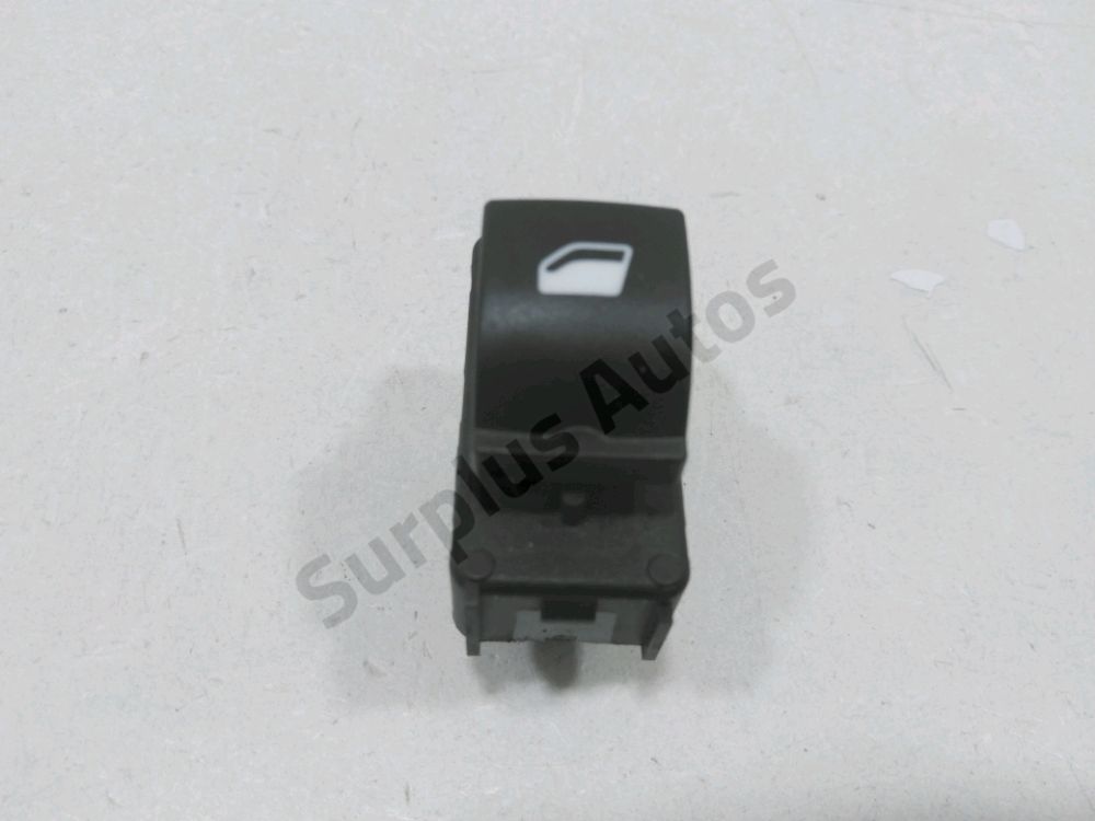 Commande leve-vitre avant droit