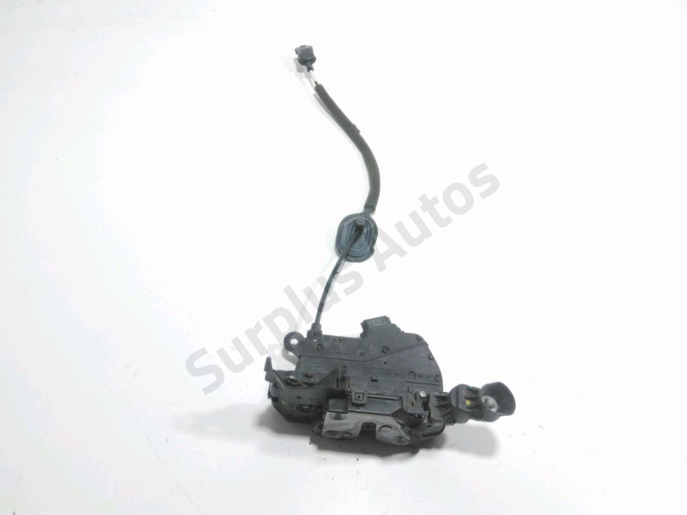 Serrure de porte avant gauche