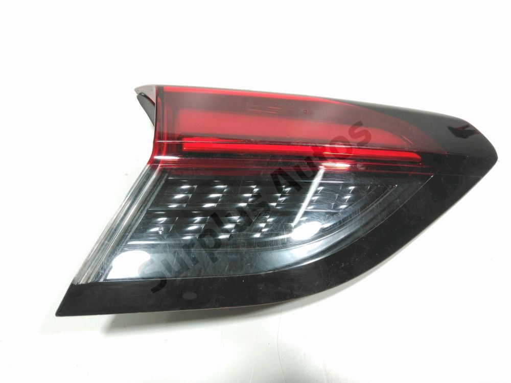 Feu arrière intérieur gauche