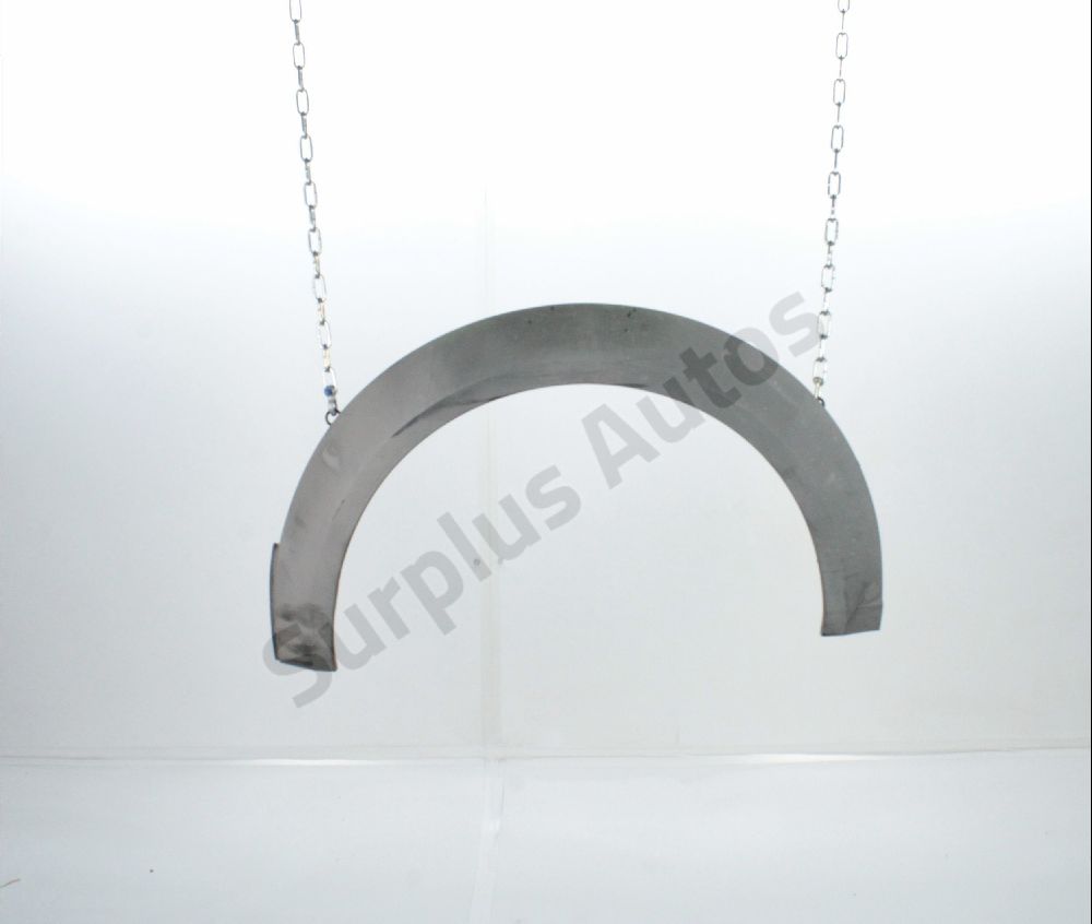 Elargisseur d'aile arrière droit