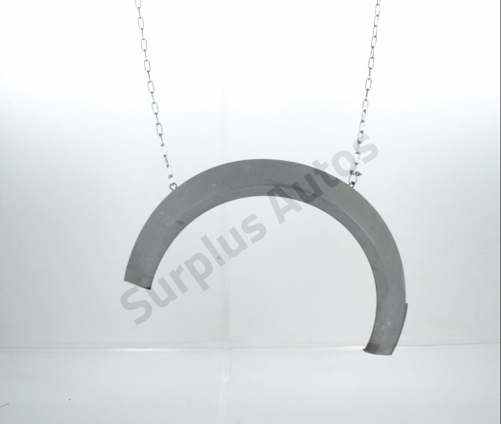 Elargisseur d'aile arrière gauche