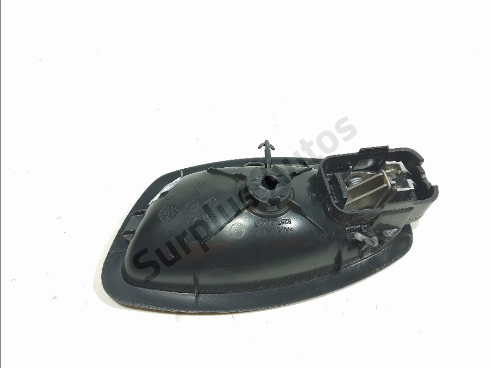 Poignée intérieure porte avant droite