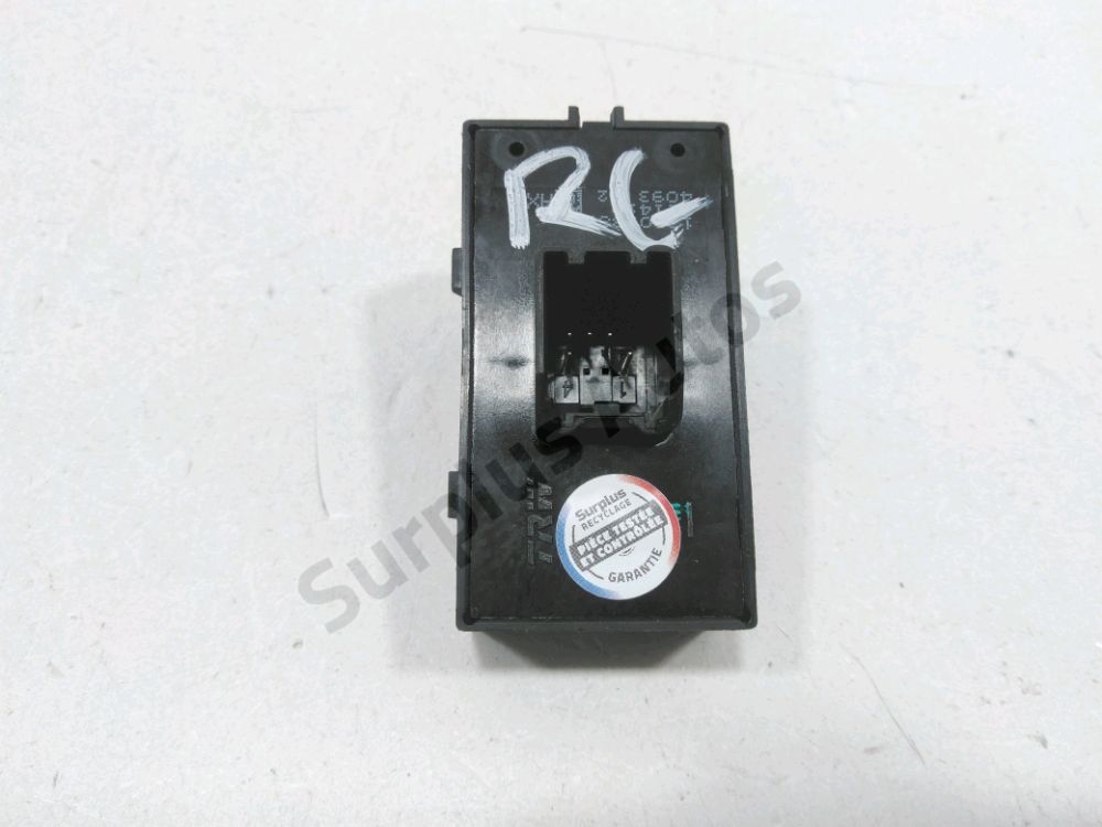 Commande lève-vitre arrière gauche