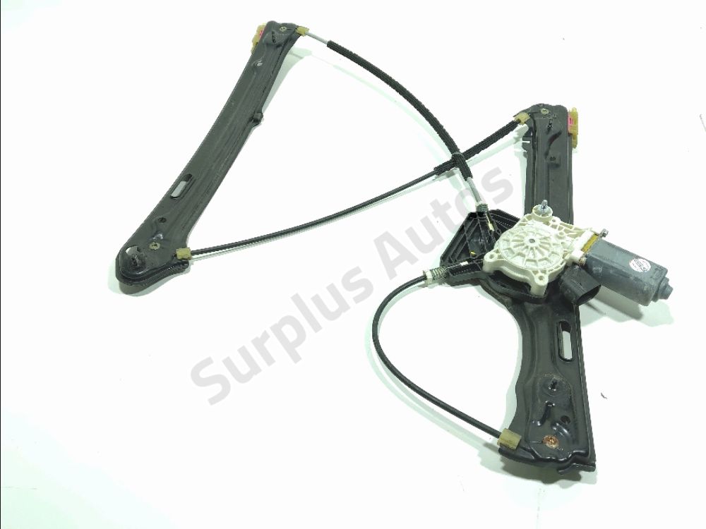 Leve-vitre electrique avant gauche