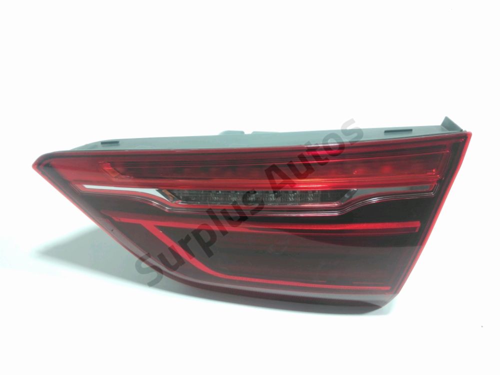 Feu arrière intérieur droit