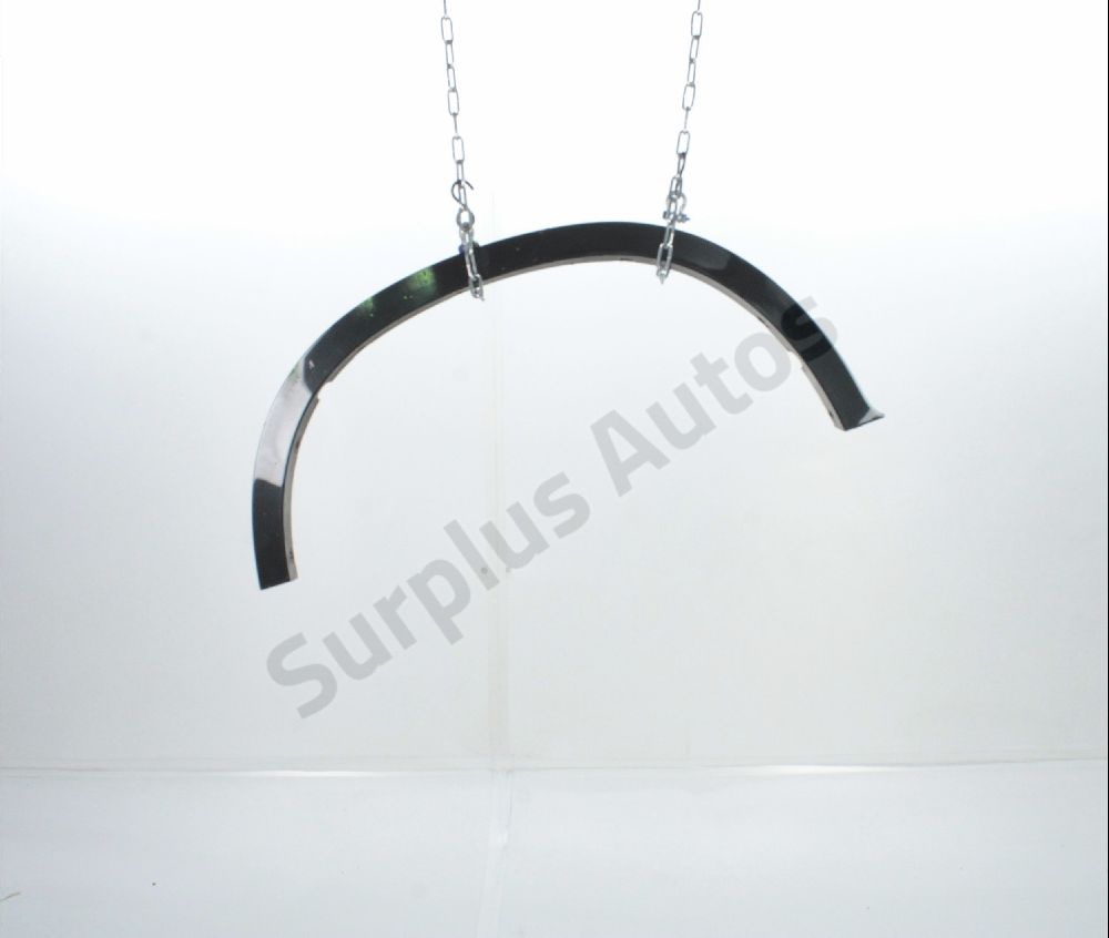 Elargisseur d'aile arrière droit