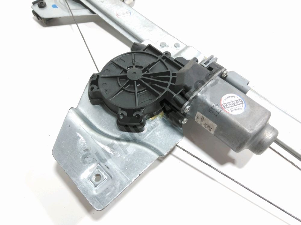 Lève-vitre électrique avant droit