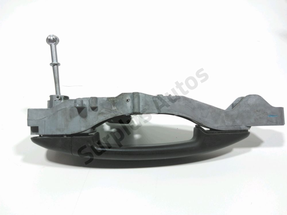 Poignée extérieure avant gauche