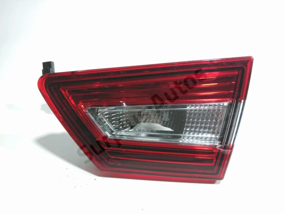 Feu arrière intérieur droit