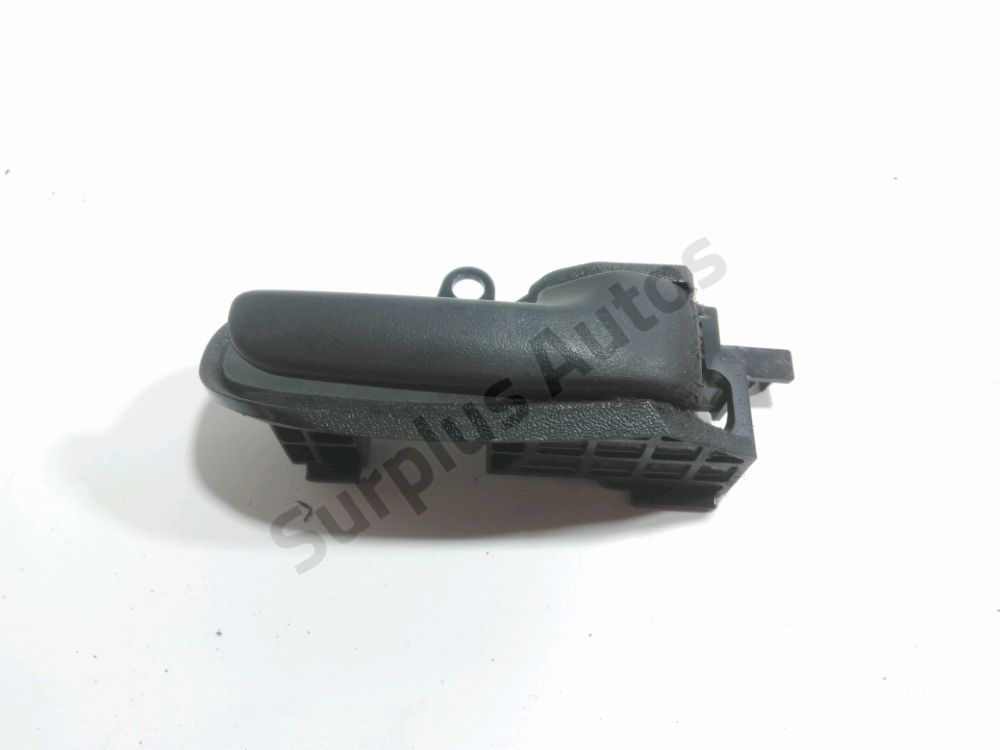 Poignee interieure porte avant droite