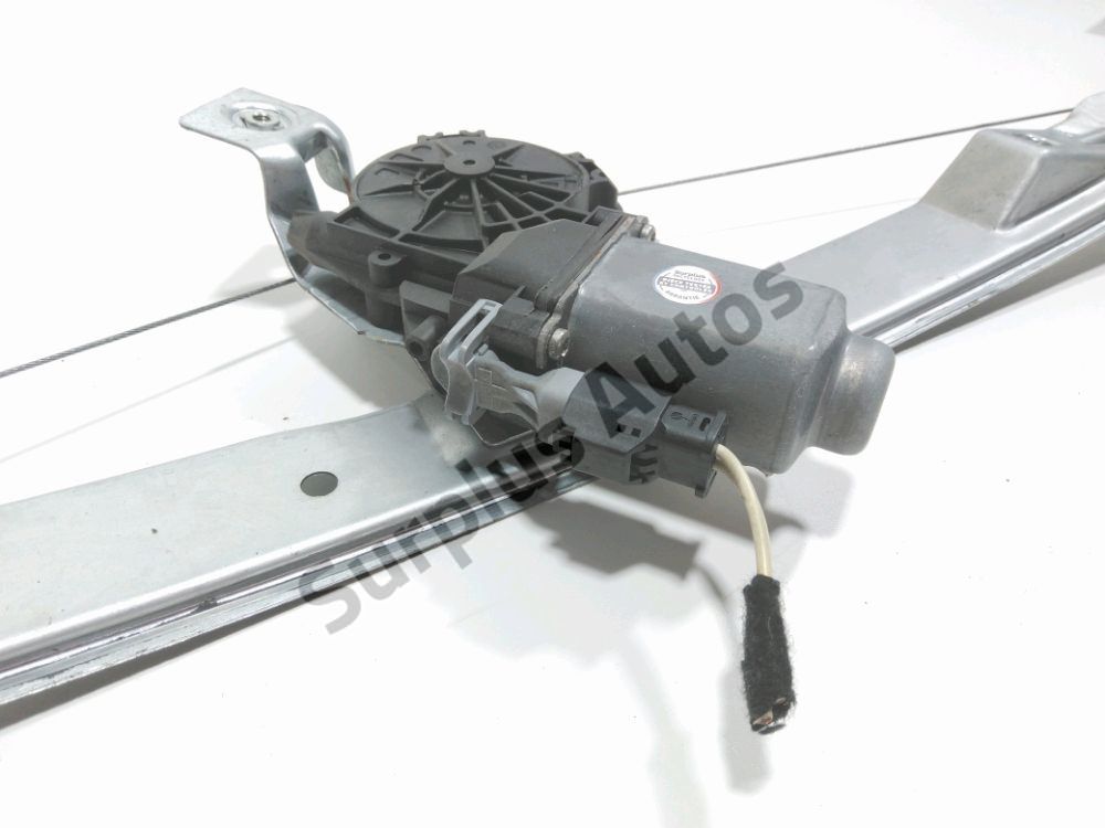 Lève-vitre électrique avant gauche