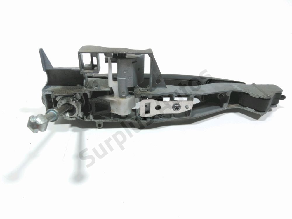 Poignée extérieure avant gauche