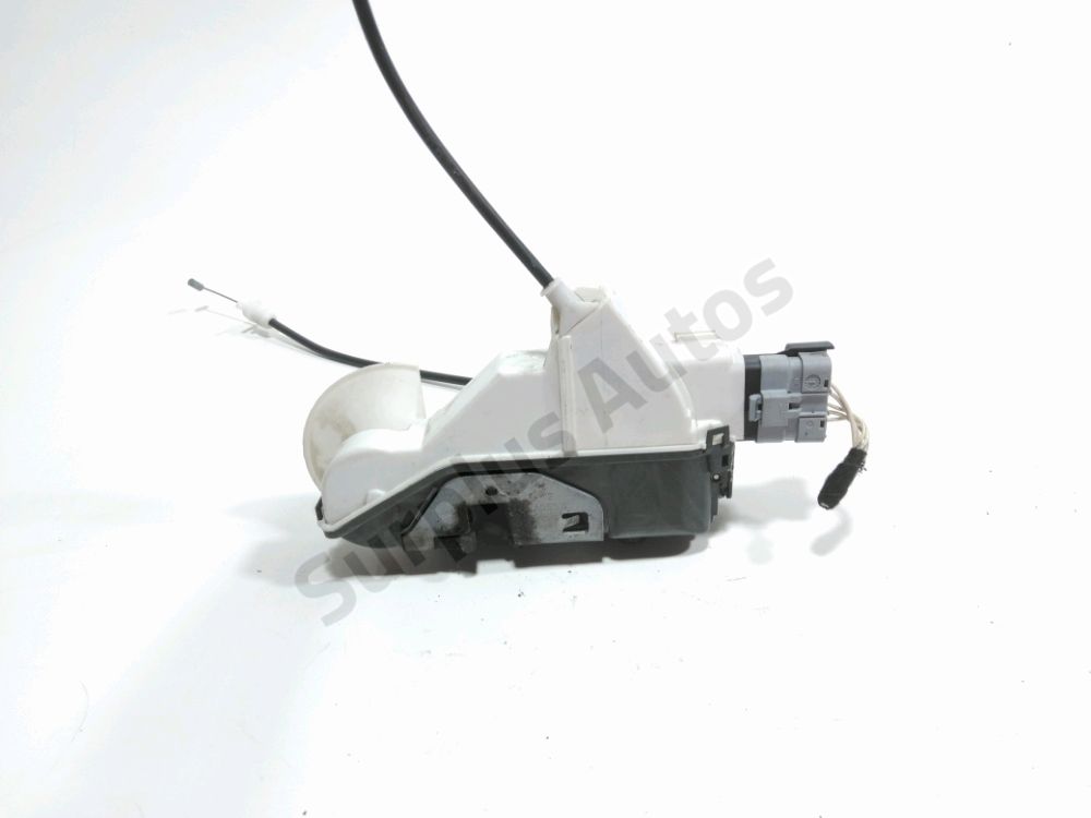 Serrure de porte avant gauche