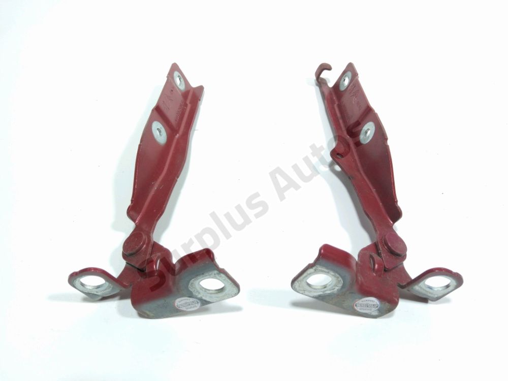 Jeu de charnières de capot