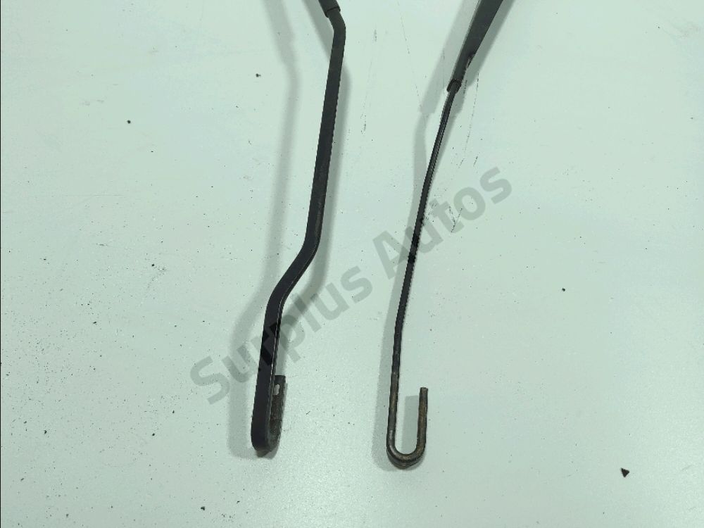 Bras d'essuie-glace avant