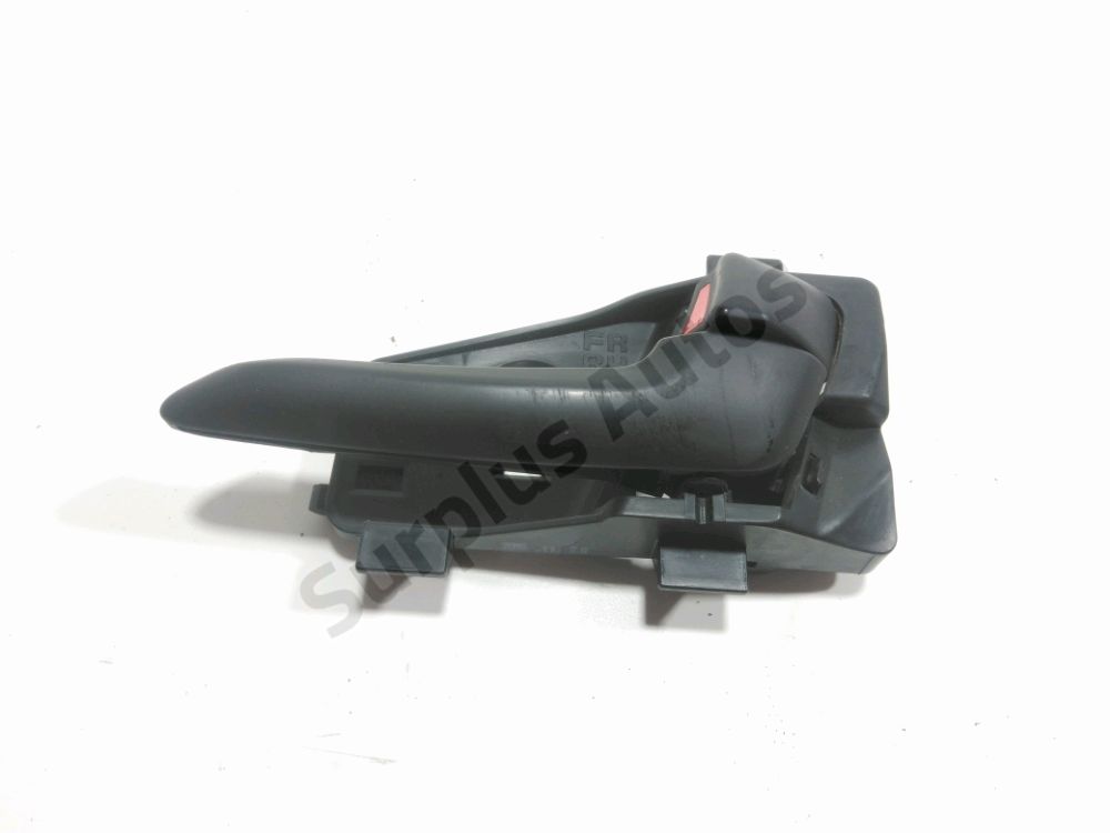 Poignee interieure porte avant droite