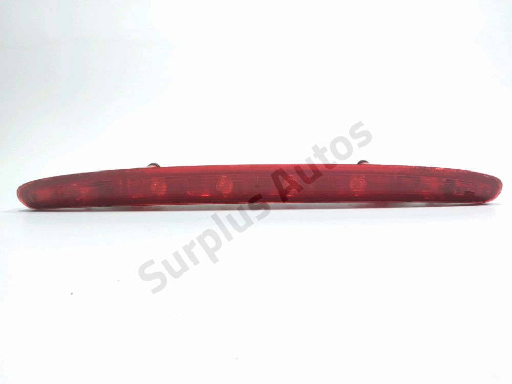 Feu stop supplementaire