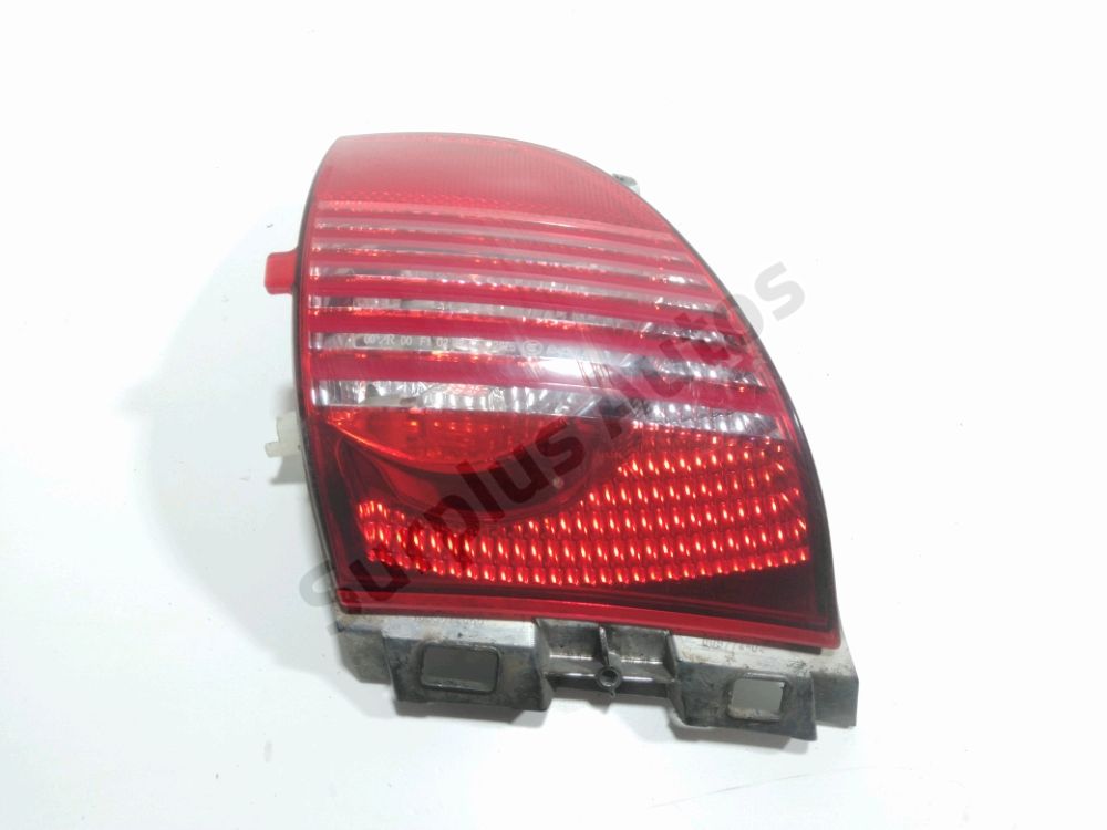 Feu de brouillard arrière droit