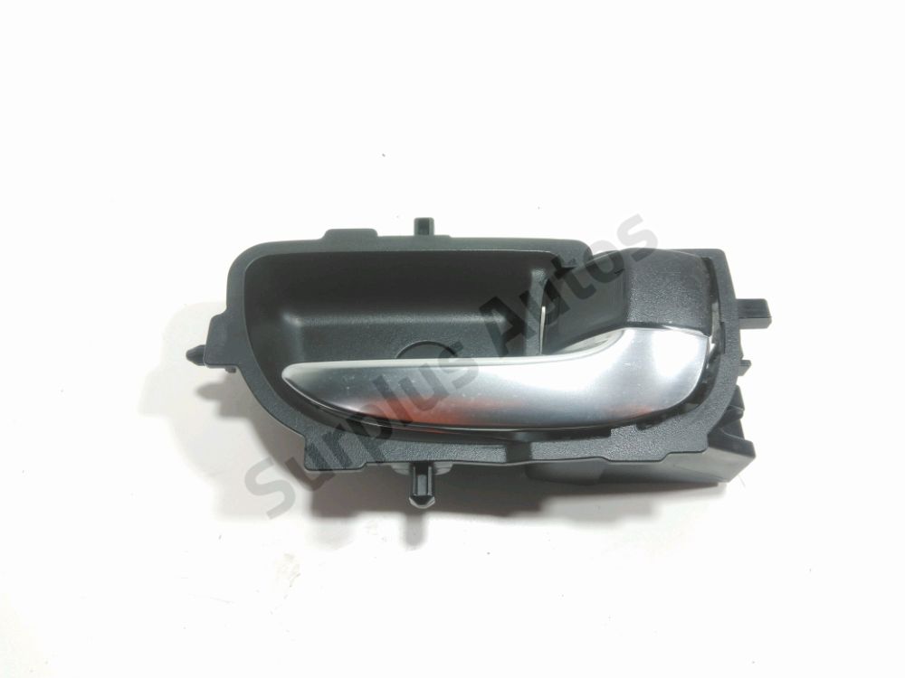 Poignee interieure porte avant droite