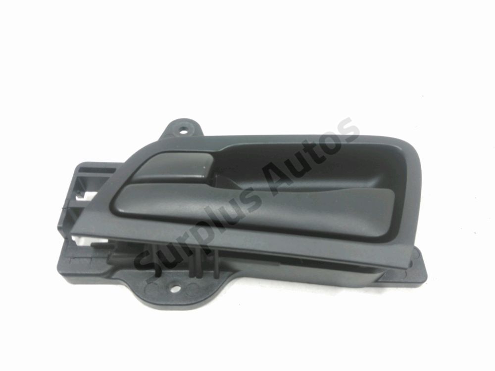 Poignee interieure porte arriere gauche