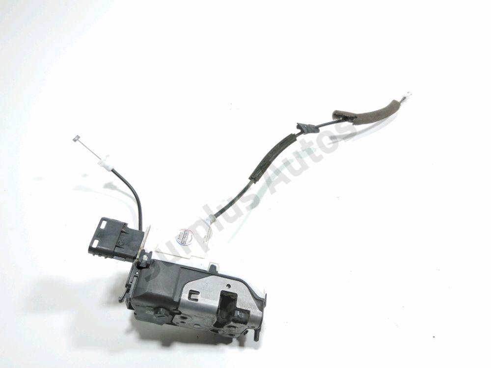 Serrure de porte avant droite