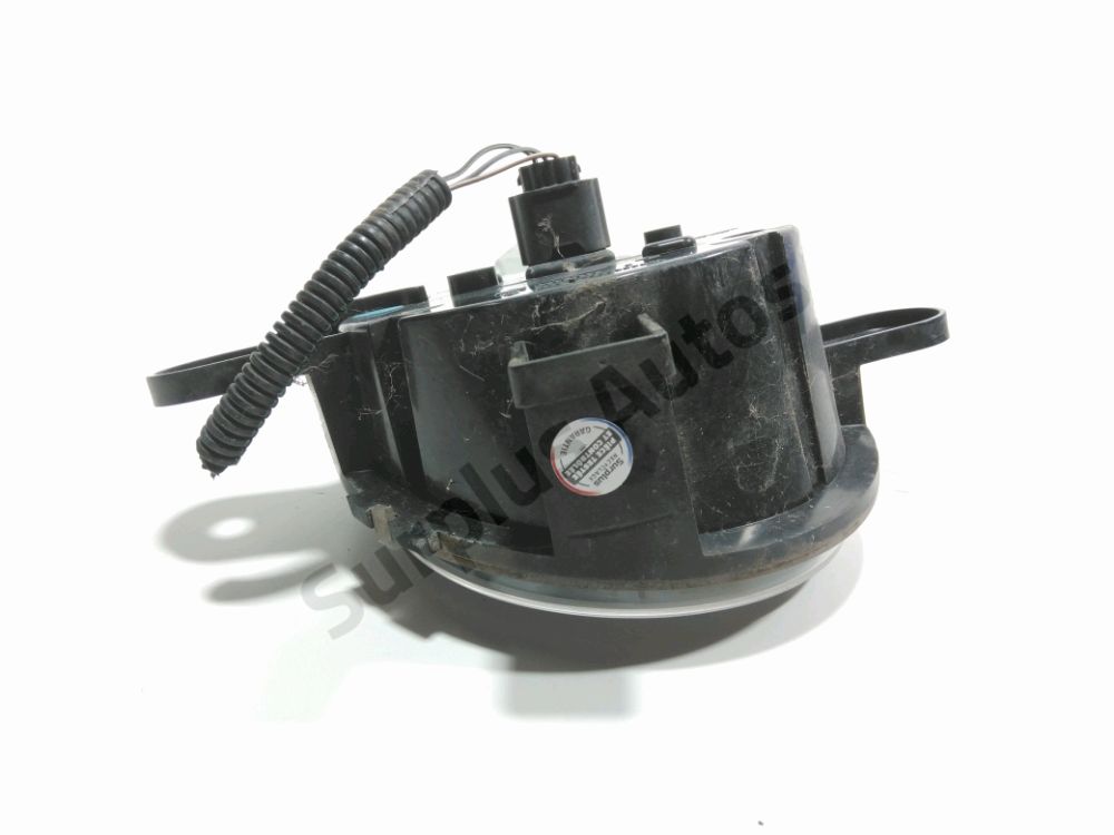 Feu diurne avant gauche