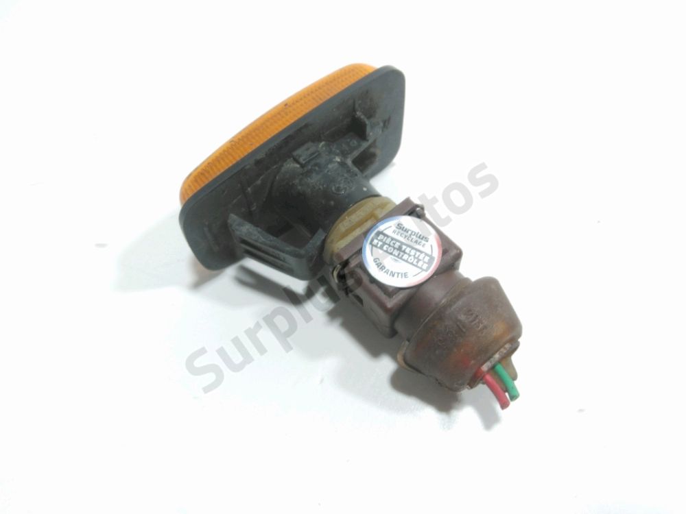 Répétiteur d'aile gauche