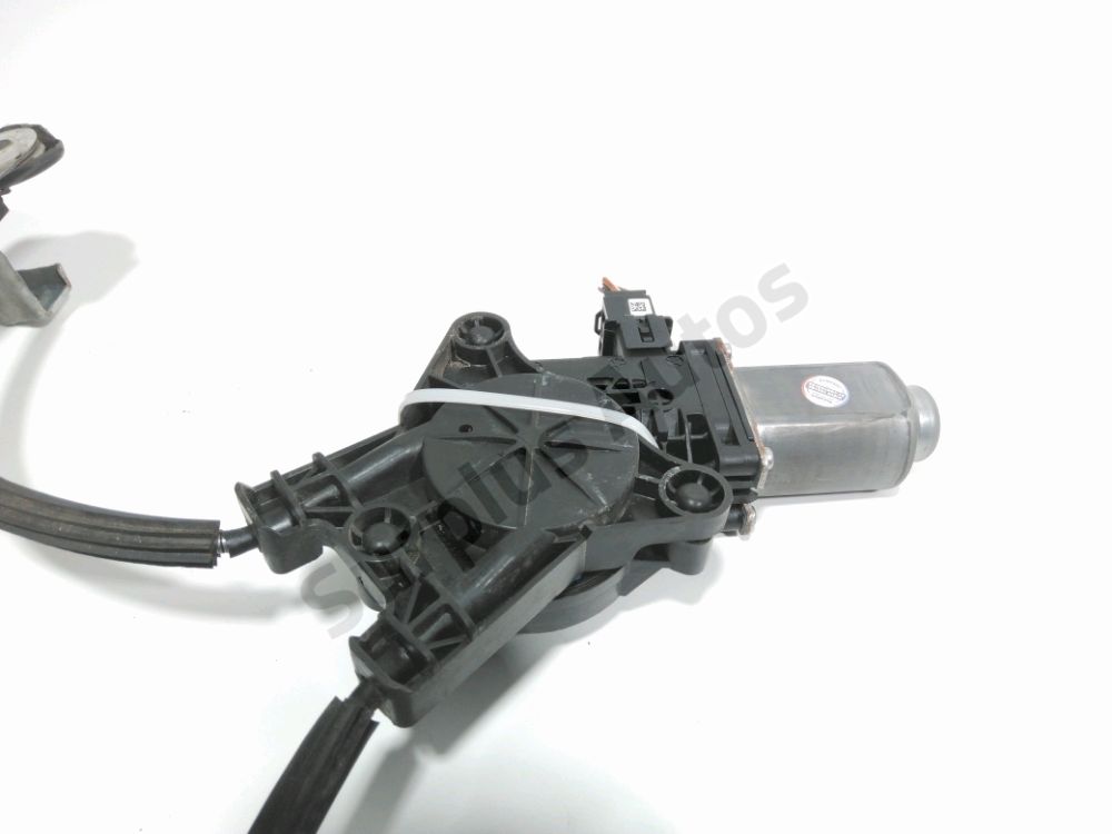 Lève-vitre électrique avant gauche