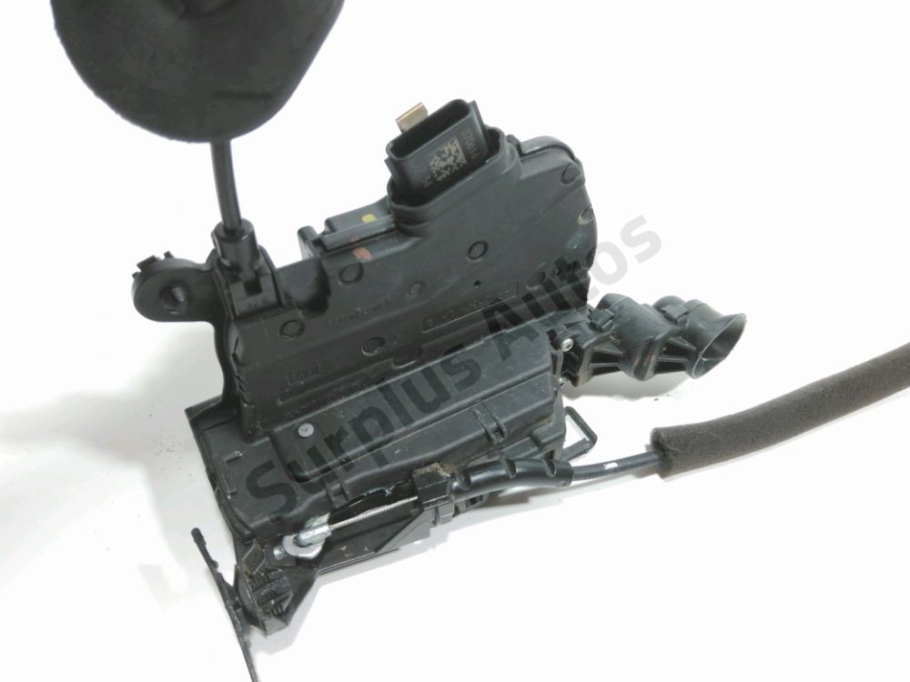 Serrure de porte avant gauche