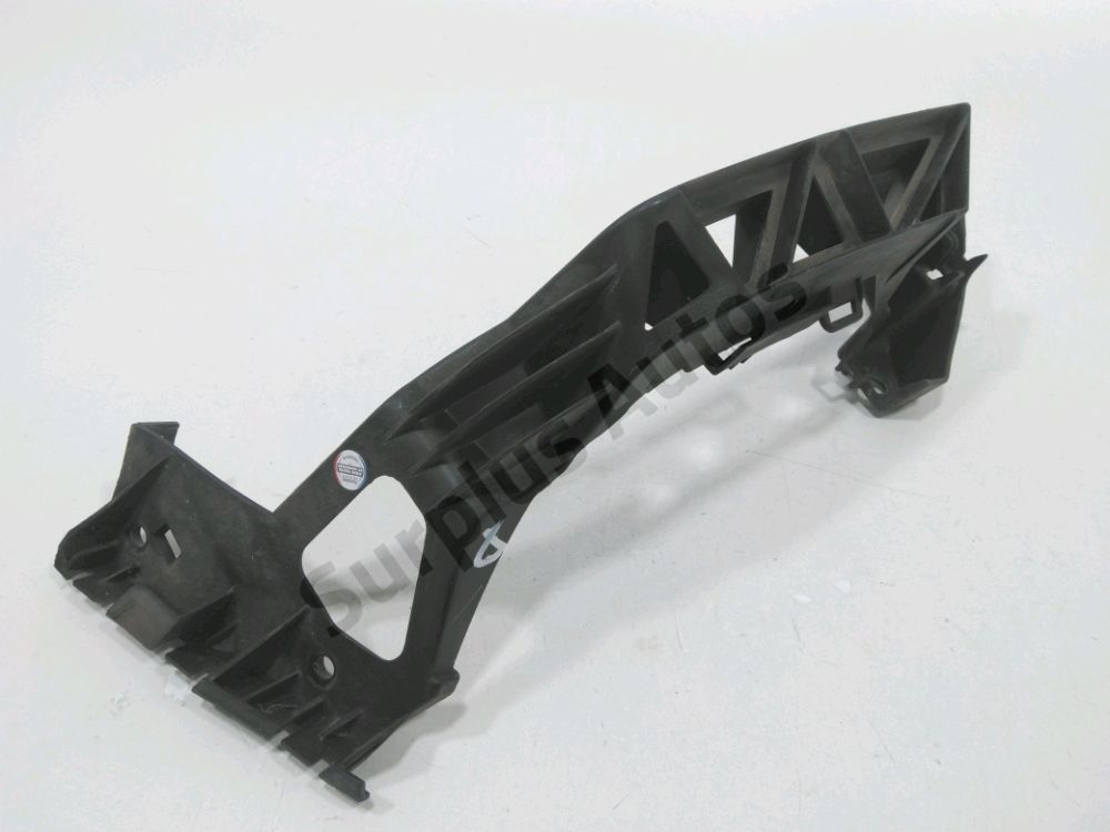 Support droit de pare-choc arrière