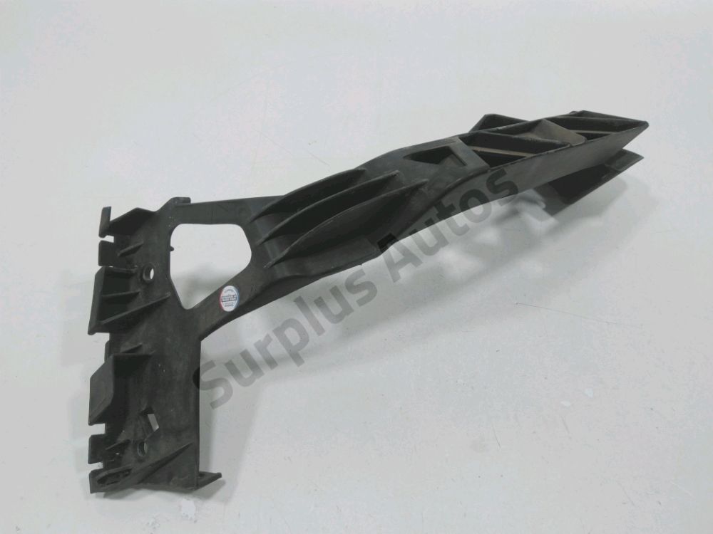 Support gauche de pare-choc arrière