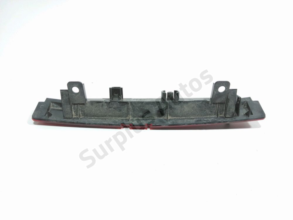 Feu stop supplémentaire