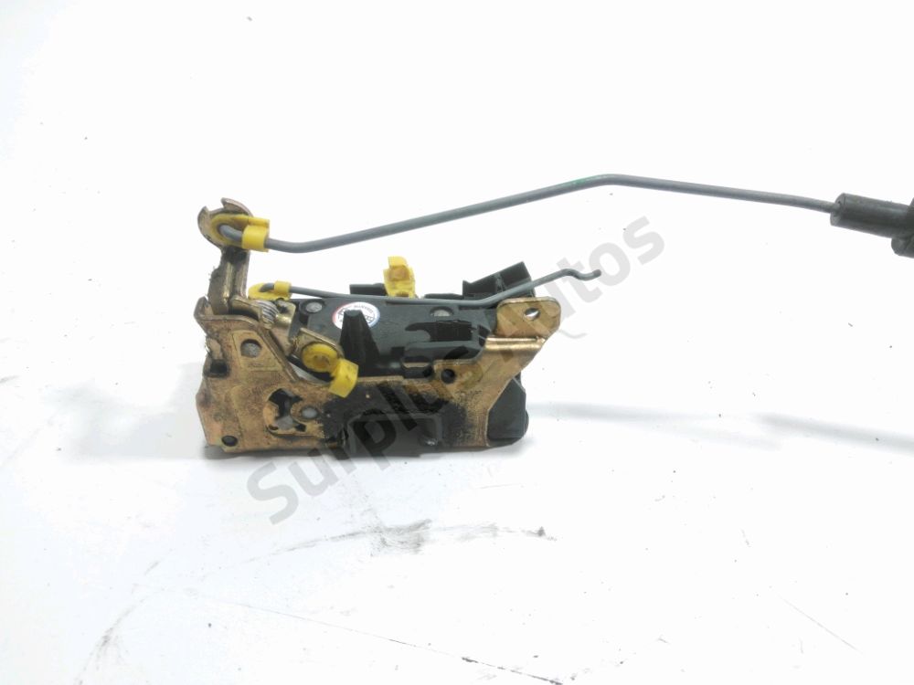 Serrure de porte avant gauche