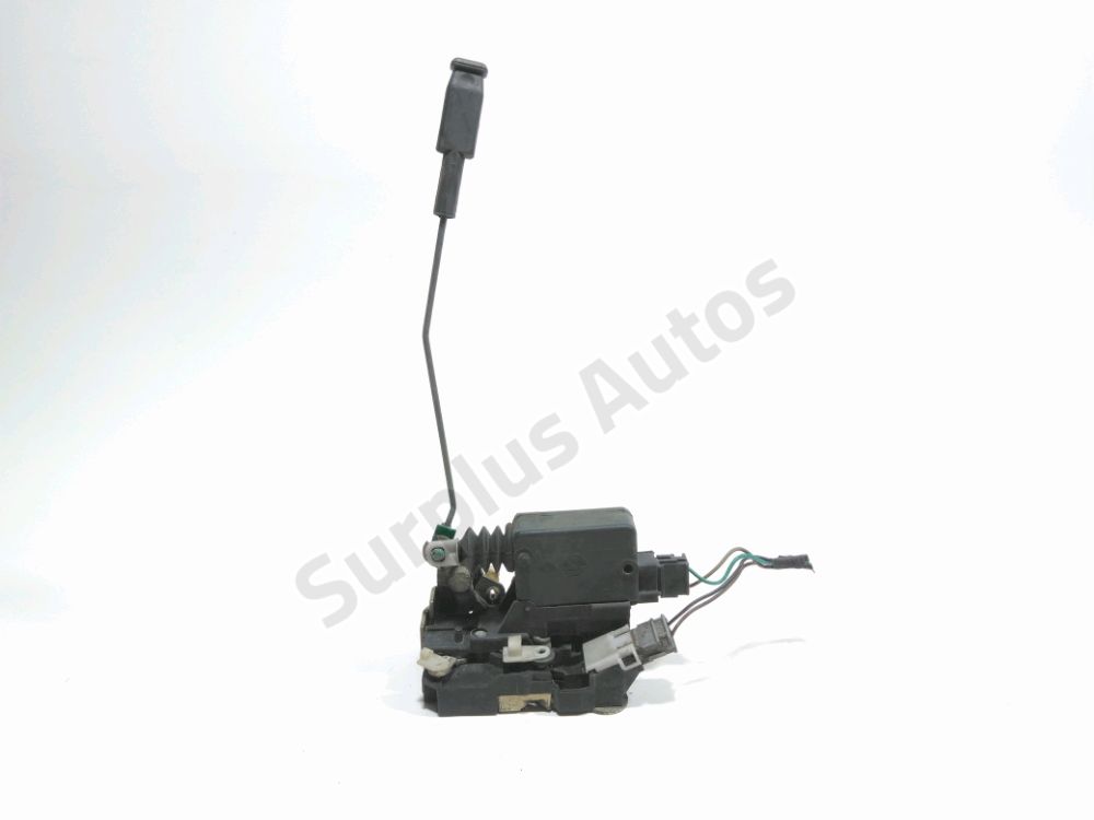 Serrure de porte avant droite