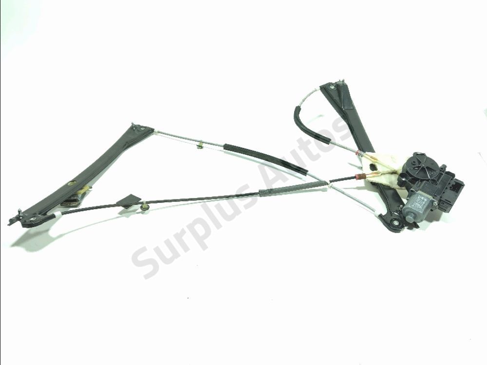 Lève-vitre électrique avant droit