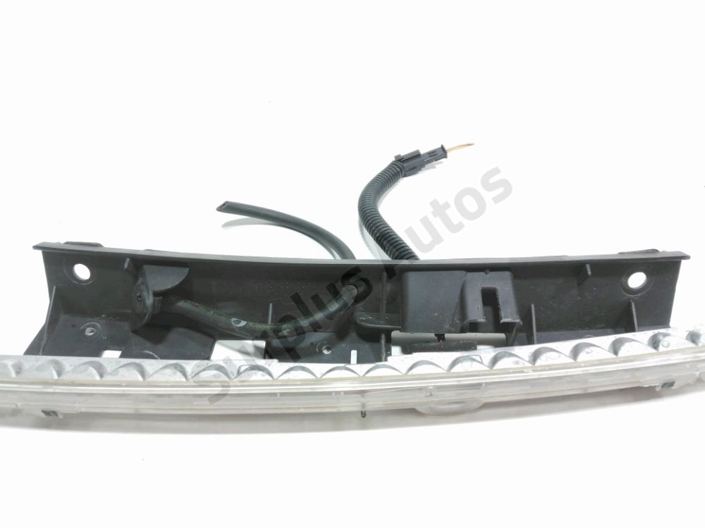 Feu stop supplémentaire