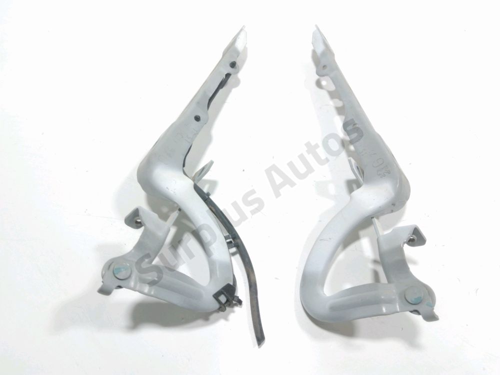 Jeu de charnières de capot