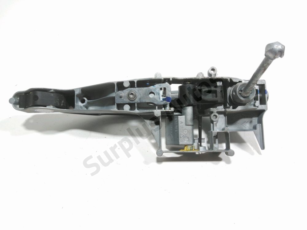 Poignée extérieure avant gauche