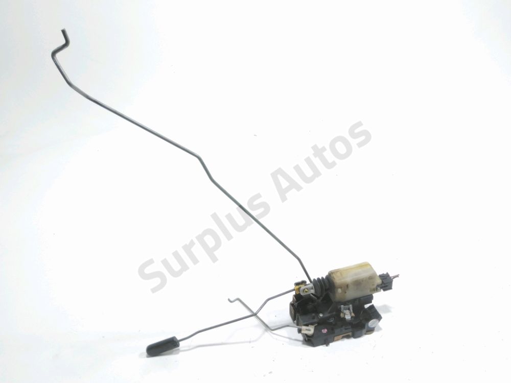 Serrure de porte avant droite