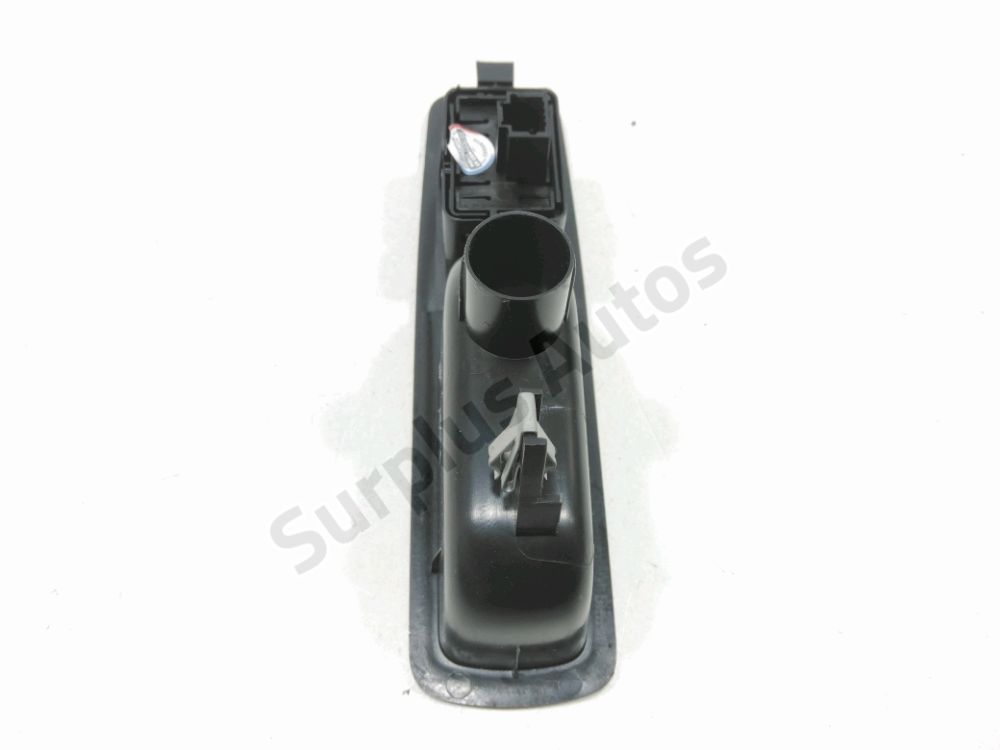 Commande lève-vitre arrière gauche