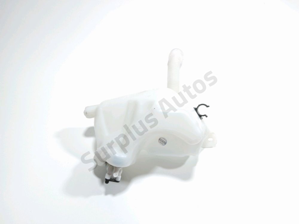 Réservoir de lave glace avant