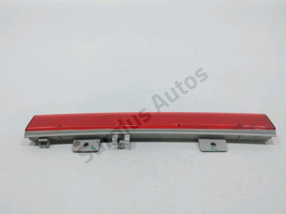 Feu stop supplémentaire