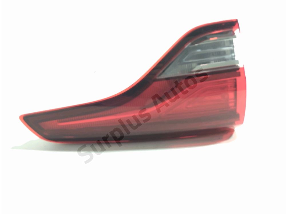 Feu arrière intérieur gauche