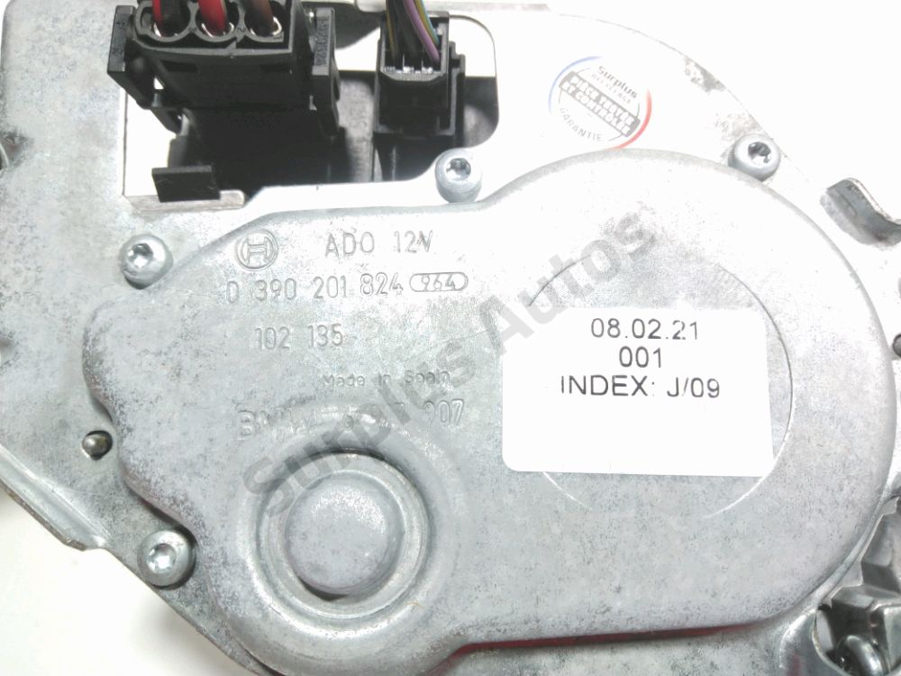 Moteur d'essuie glace arrière