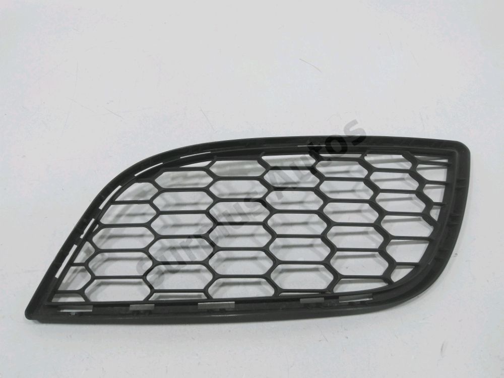 Grille de calandre gauche