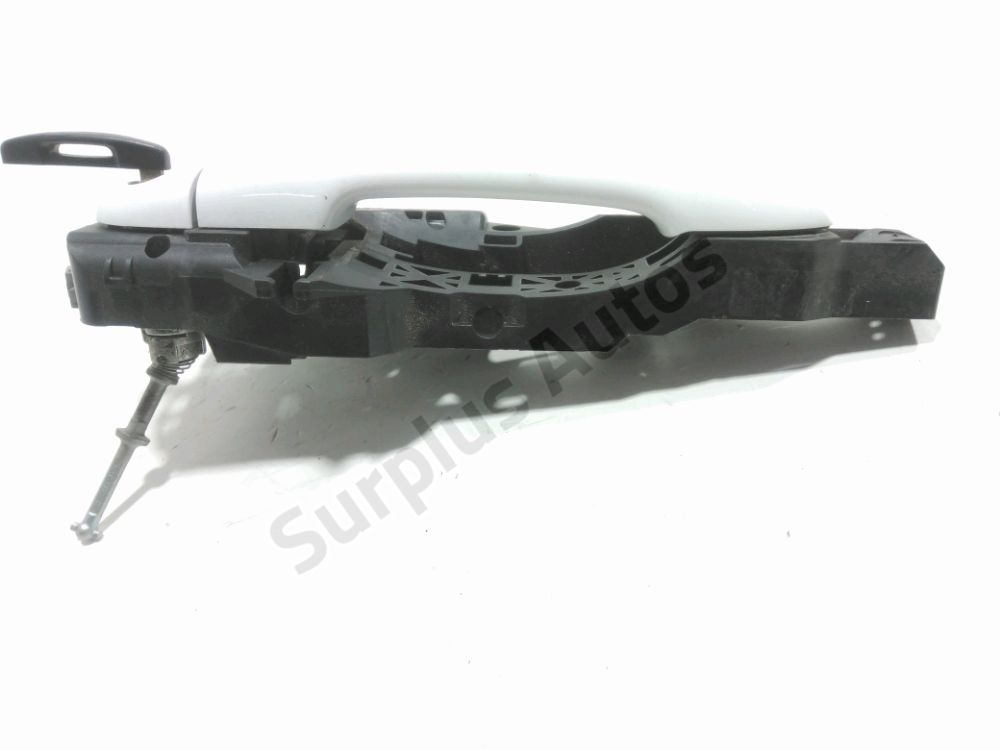 Poignée extérieure avant gauche