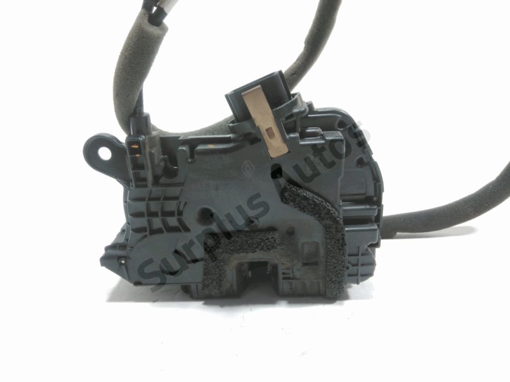 Serrure de porte avant droite