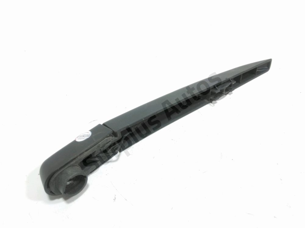 Bras d'essuie-glace arrière