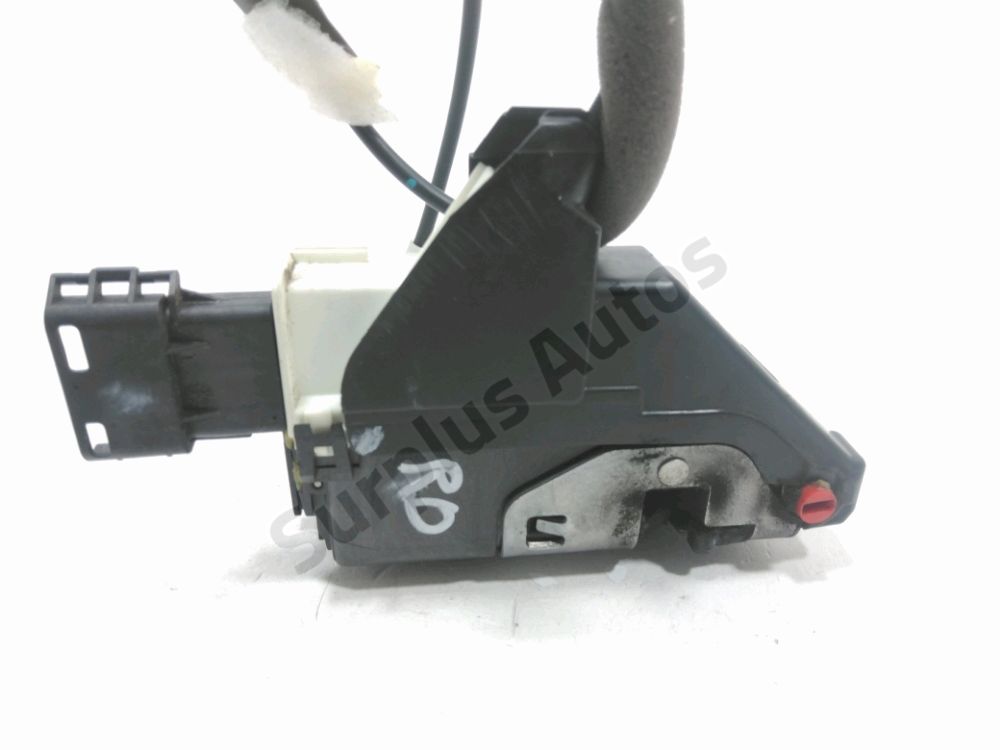 Serrure de porte arrière droite