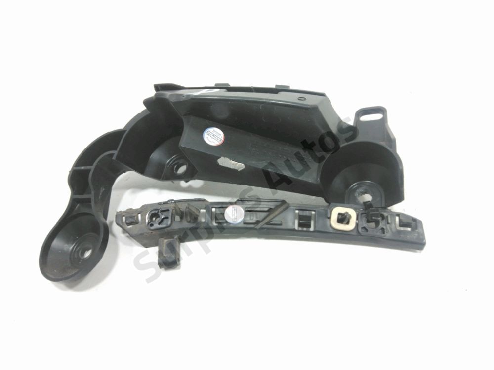 Support droit de pare-choc arrière